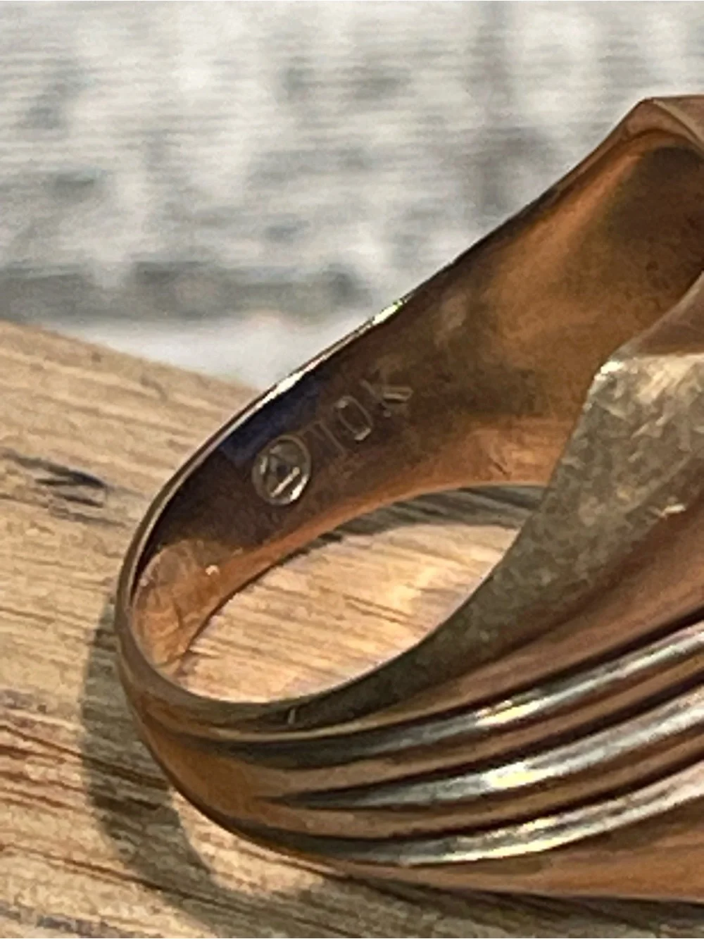 Men's Gold 10K Blue Masonic Square & Compass Signet Ring 7.86 grams